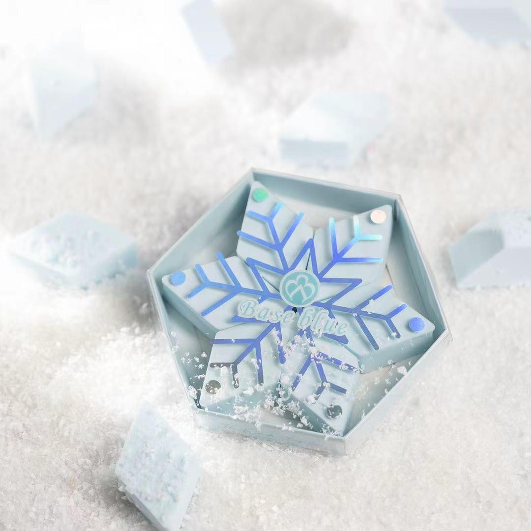 Snowflake Makeup Sponge